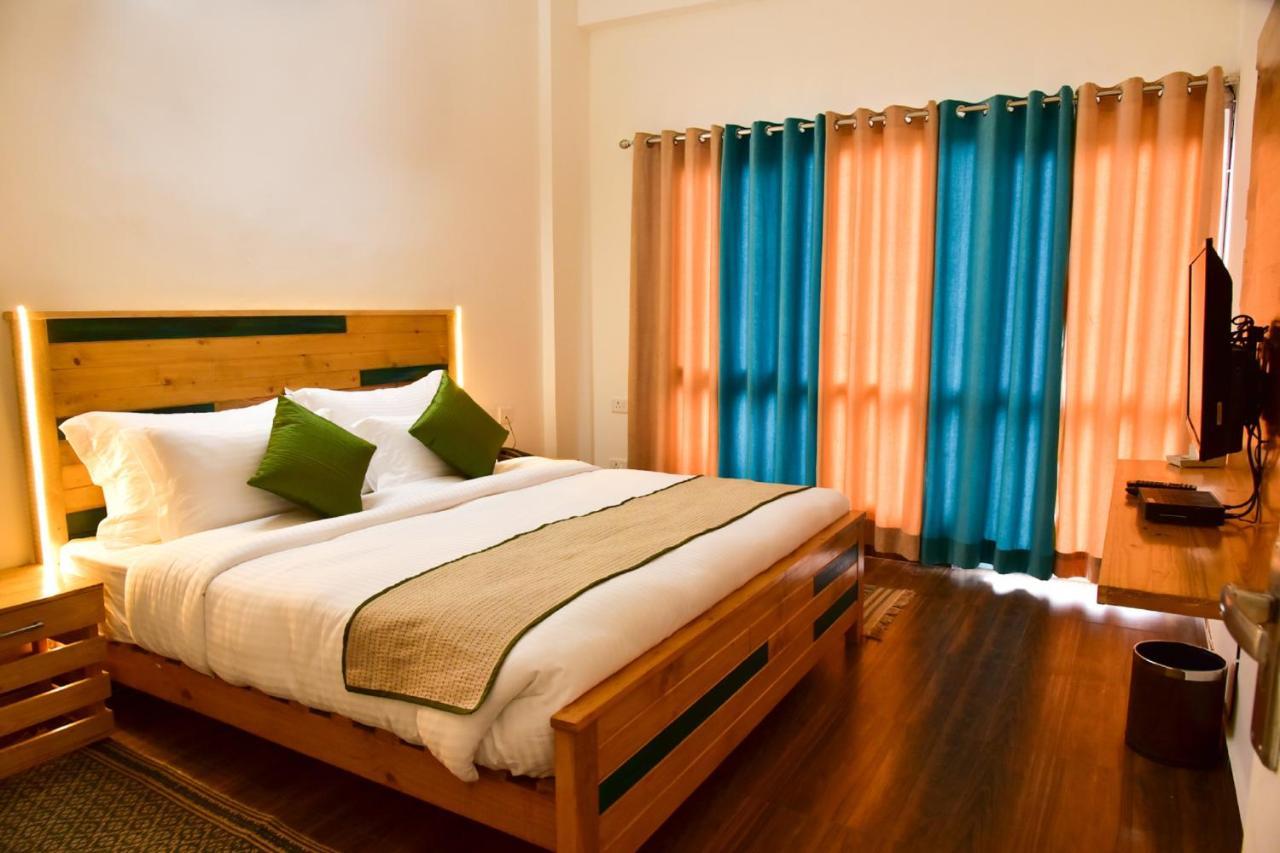 Spangle Heights Shimla, Suites And Residences Экстерьер фото